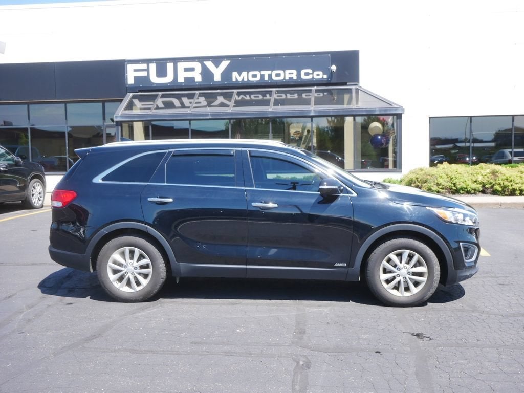 2017 Kia Sorento 2.4L LX in Black — front three-quarter view